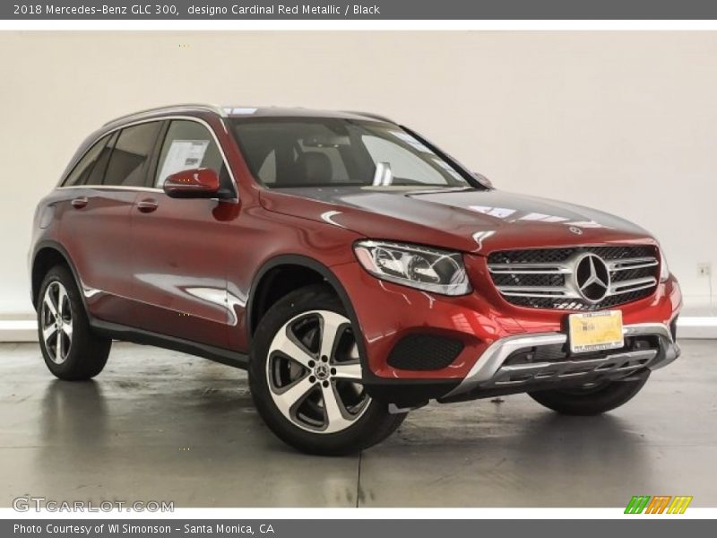 designo Cardinal Red Metallic / Black 2018 Mercedes-Benz GLC 300