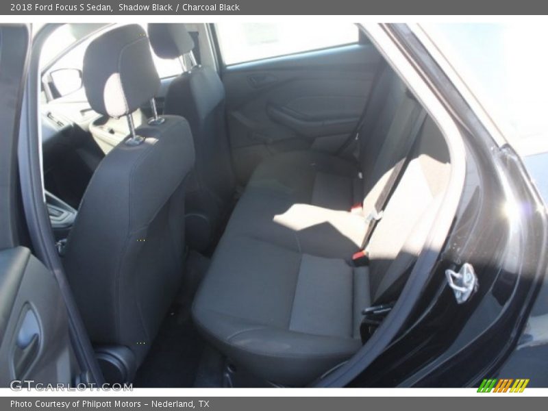 Shadow Black / Charcoal Black 2018 Ford Focus S Sedan