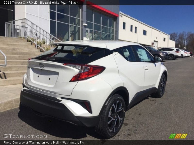 Blizzard White Pearl / Black 2018 Toyota C-HR XLE