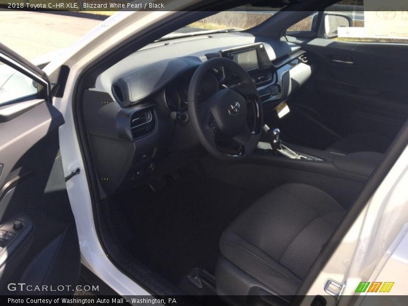 Blizzard White Pearl / Black 2018 Toyota C-HR XLE