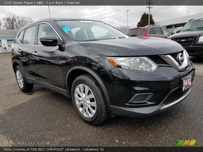 Super Black / Charcoal 2015 Nissan Rogue S AWD