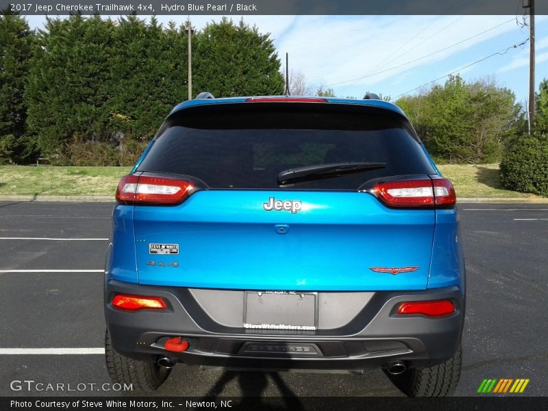 Hydro Blue Pearl / Black 2017 Jeep Cherokee Trailhawk 4x4