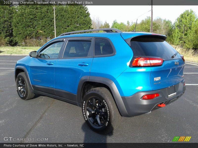Hydro Blue Pearl / Black 2017 Jeep Cherokee Trailhawk 4x4