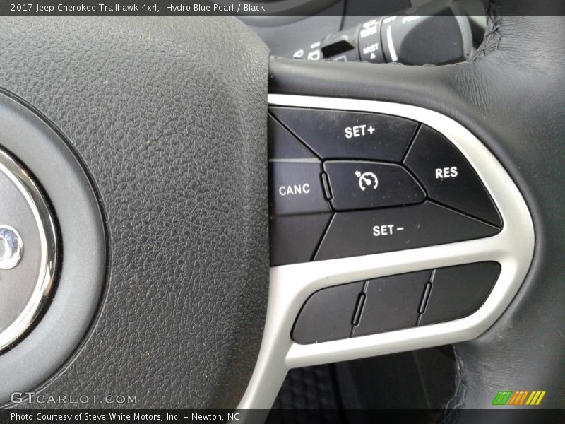 Hydro Blue Pearl / Black 2017 Jeep Cherokee Trailhawk 4x4