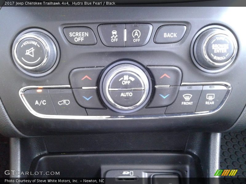 Hydro Blue Pearl / Black 2017 Jeep Cherokee Trailhawk 4x4