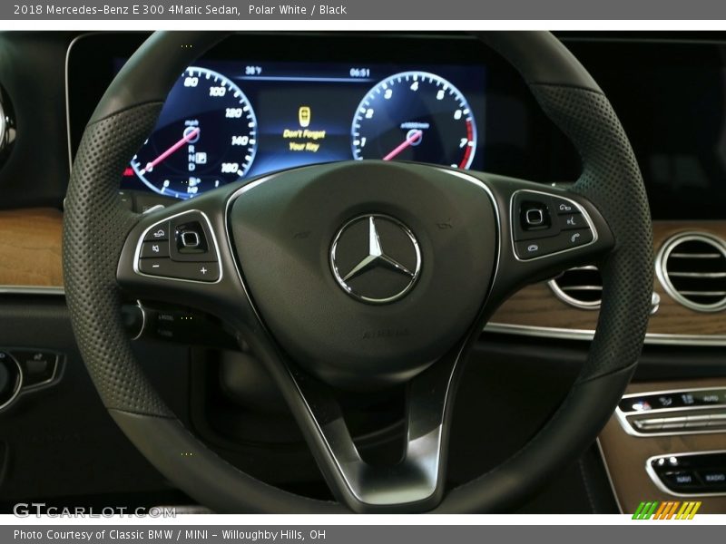  2018 E 300 4Matic Sedan Steering Wheel