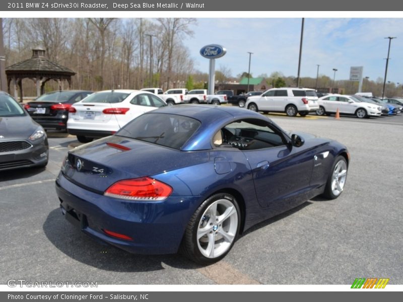 Deep Sea Blue Metallic / Walnut 2011 BMW Z4 sDrive30i Roadster