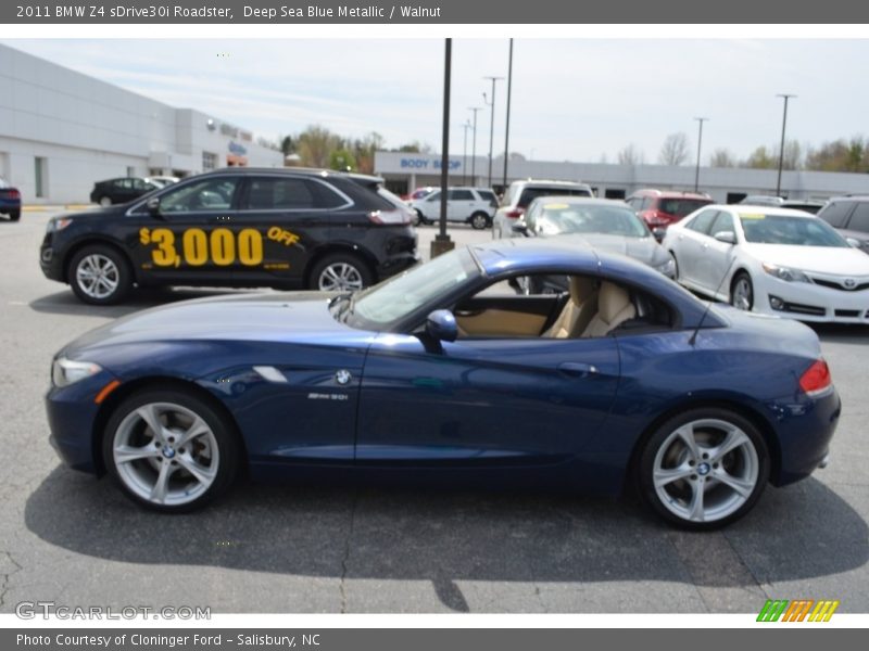 Deep Sea Blue Metallic / Walnut 2011 BMW Z4 sDrive30i Roadster