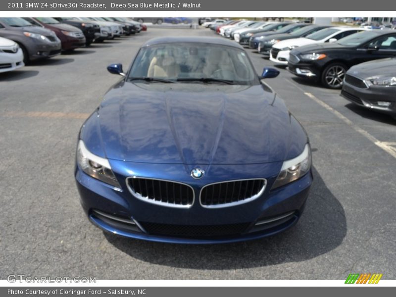 Deep Sea Blue Metallic / Walnut 2011 BMW Z4 sDrive30i Roadster