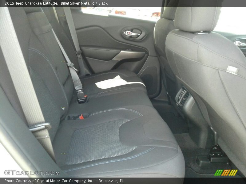 Billet Silver Metallic / Black 2019 Jeep Cherokee Latitude