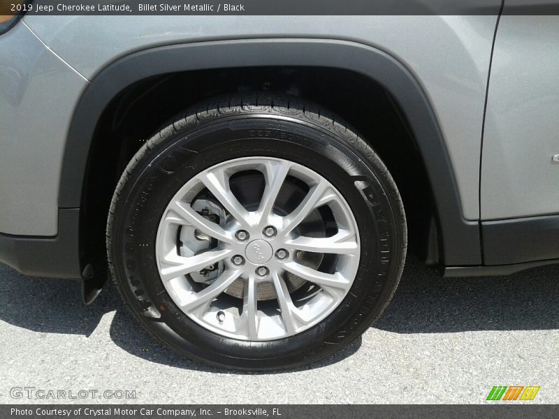 Billet Silver Metallic / Black 2019 Jeep Cherokee Latitude