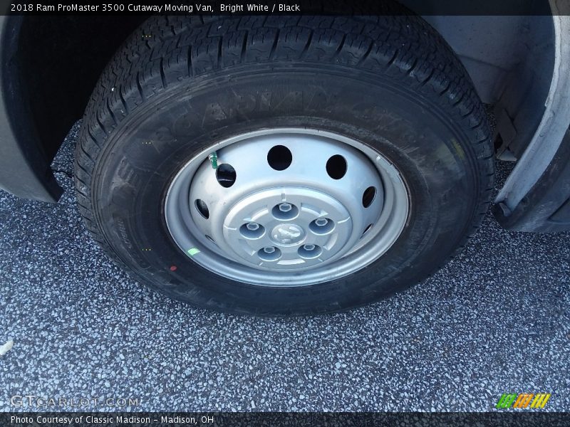 Bright White / Black 2018 Ram ProMaster 3500 Cutaway Moving Van