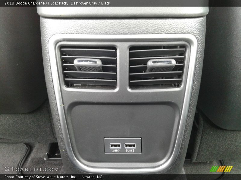 Destroyer Gray / Black 2018 Dodge Charger R/T Scat Pack