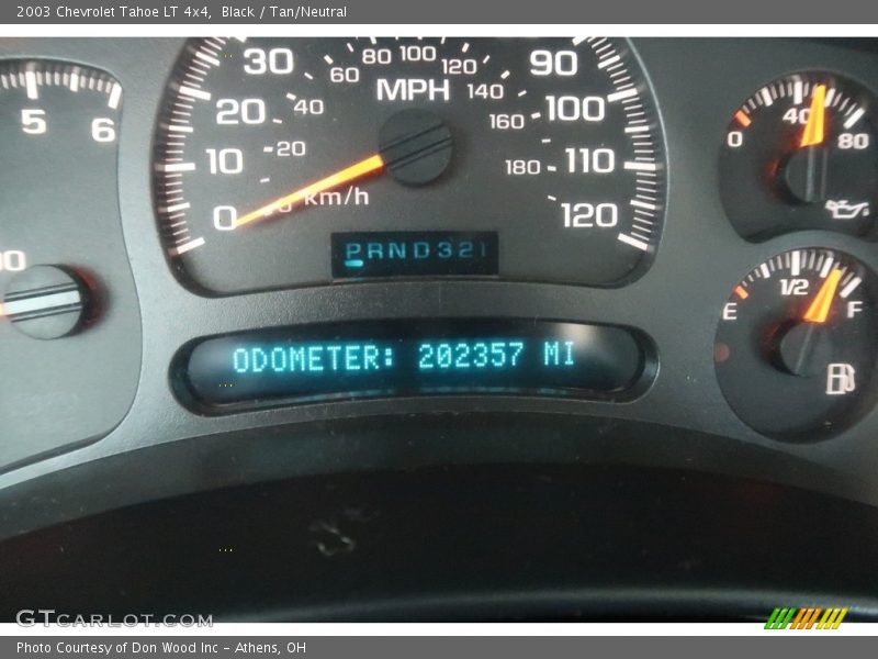 Black / Tan/Neutral 2003 Chevrolet Tahoe LT 4x4