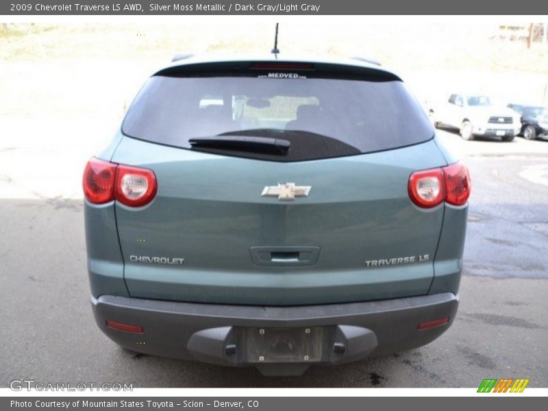 Silver Moss Metallic / Dark Gray/Light Gray 2009 Chevrolet Traverse LS AWD