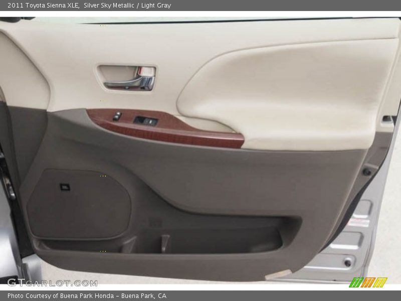 Silver Sky Metallic / Light Gray 2011 Toyota Sienna XLE