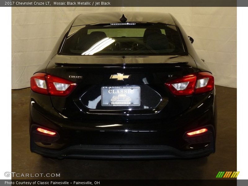 Mosaic Black Metallic / Jet Black 2017 Chevrolet Cruze LT