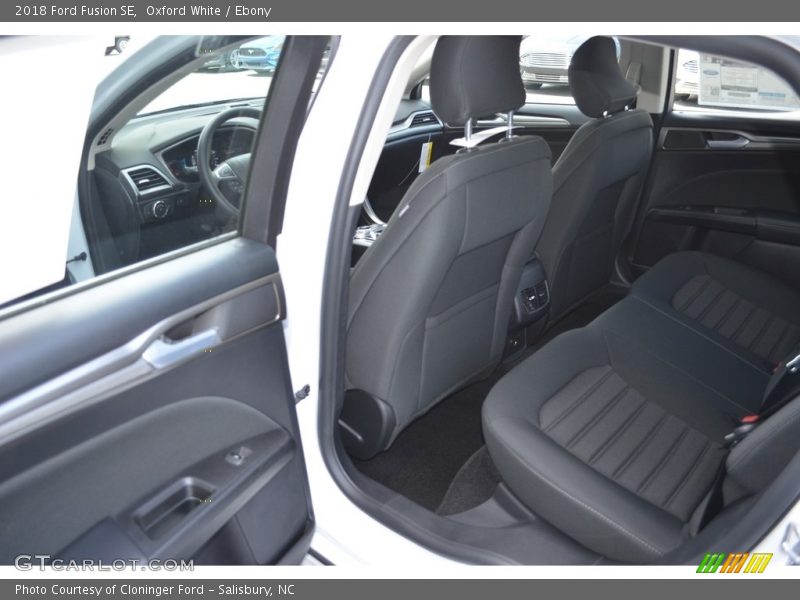Oxford White / Ebony 2018 Ford Fusion SE