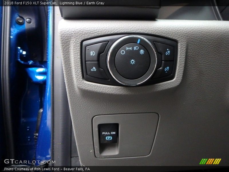 Lightning Blue / Earth Gray 2018 Ford F150 XLT SuperCab