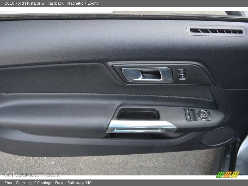 Magnetic / Ebony 2018 Ford Mustang GT Fastback