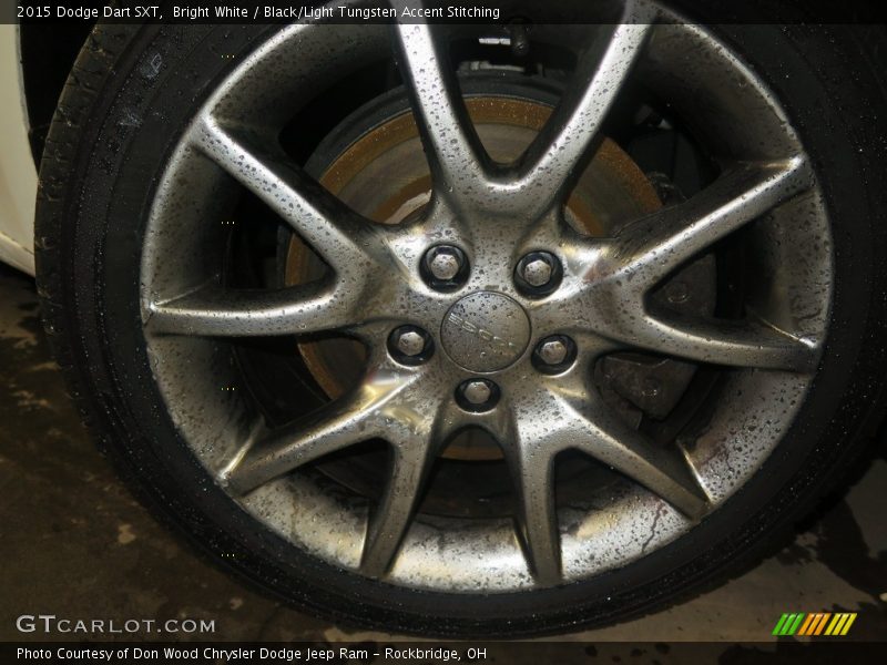 Bright White / Black/Light Tungsten Accent Stitching 2015 Dodge Dart SXT