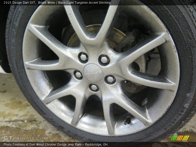 Bright White / Black/Light Tungsten Accent Stitching 2015 Dodge Dart SXT