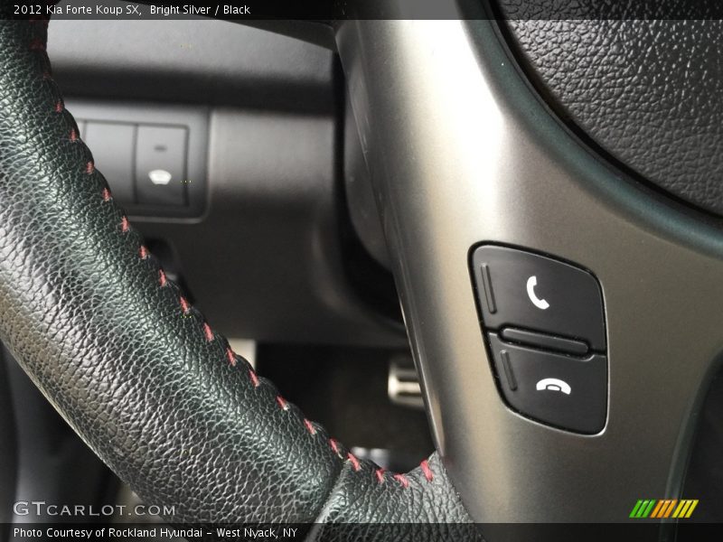 Bright Silver / Black 2012 Kia Forte Koup SX