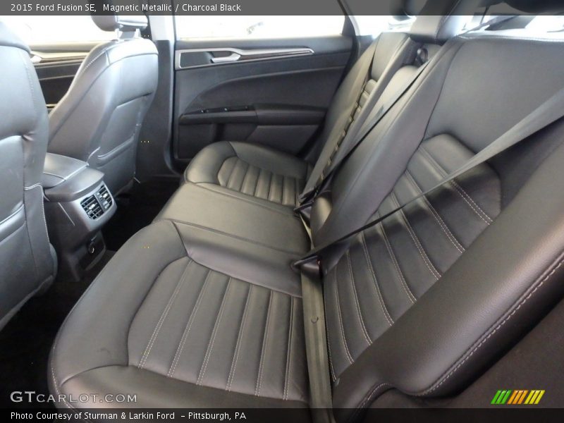 Magnetic Metallic / Charcoal Black 2015 Ford Fusion SE