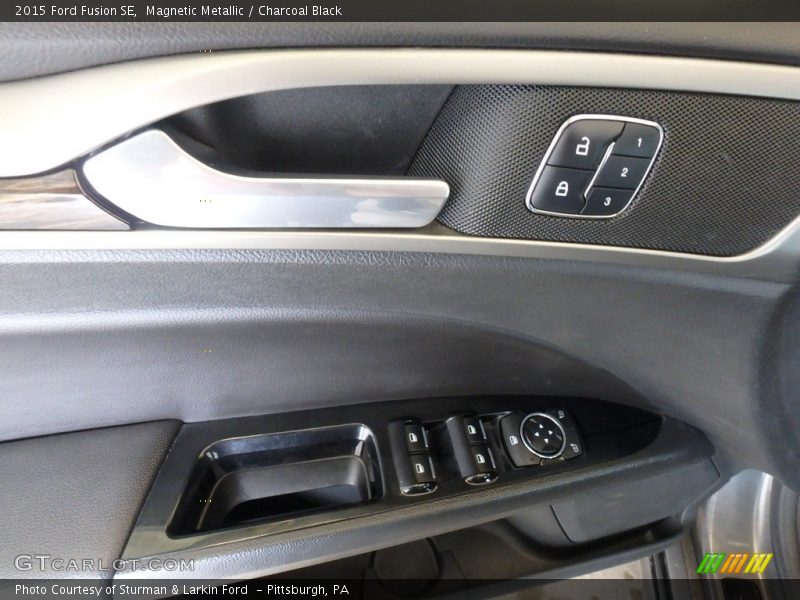 Magnetic Metallic / Charcoal Black 2015 Ford Fusion SE
