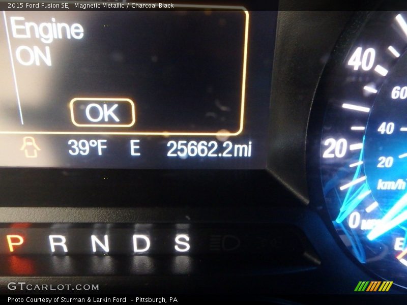 Magnetic Metallic / Charcoal Black 2015 Ford Fusion SE