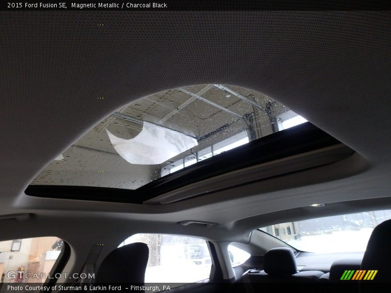 Magnetic Metallic / Charcoal Black 2015 Ford Fusion SE