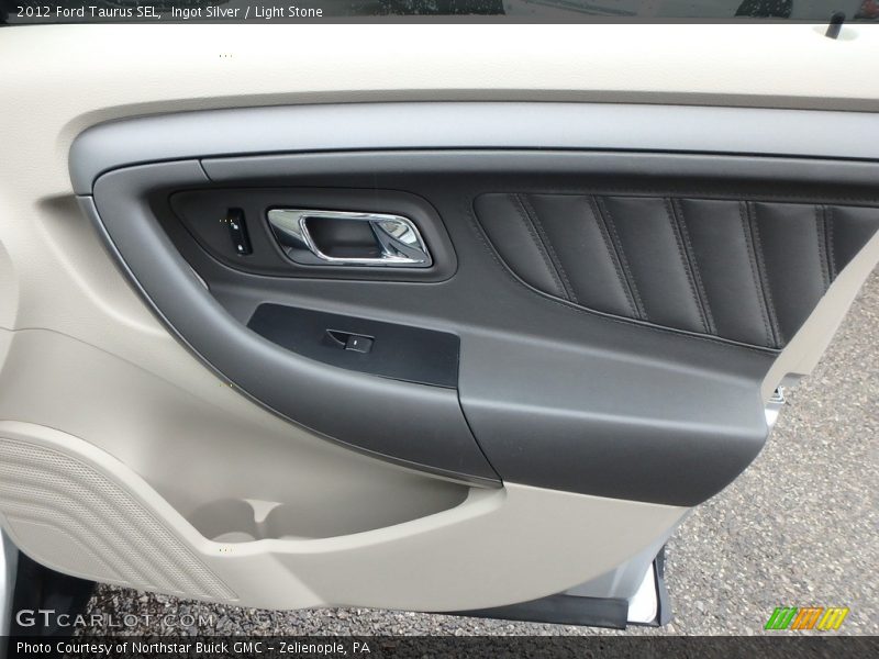 Ingot Silver / Light Stone 2012 Ford Taurus SEL