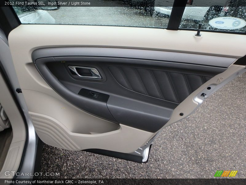 Ingot Silver / Light Stone 2012 Ford Taurus SEL