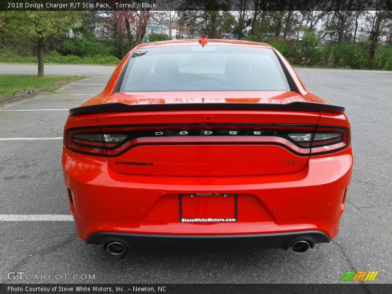 Torred / Black 2018 Dodge Charger R/T Scat Pack