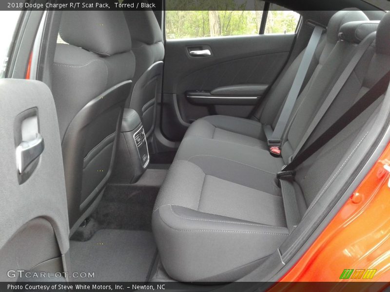 Torred / Black 2018 Dodge Charger R/T Scat Pack