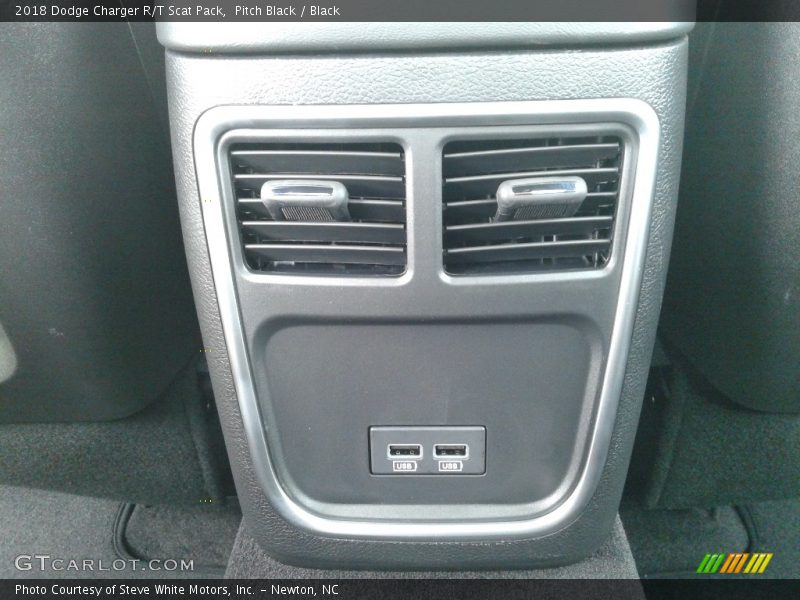 Pitch Black / Black 2018 Dodge Charger R/T Scat Pack