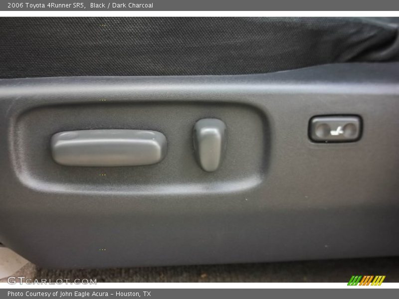 Black / Dark Charcoal 2006 Toyota 4Runner SR5