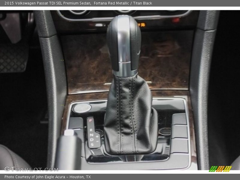Fortana Red Metallic / Titan Black 2015 Volkswagen Passat TDI SEL Premium Sedan