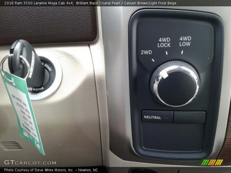 Brilliant Black Crystal Pearl / Canyon Brown/Light Frost Beige 2018 Ram 3500 Laramie Mega Cab 4x4
