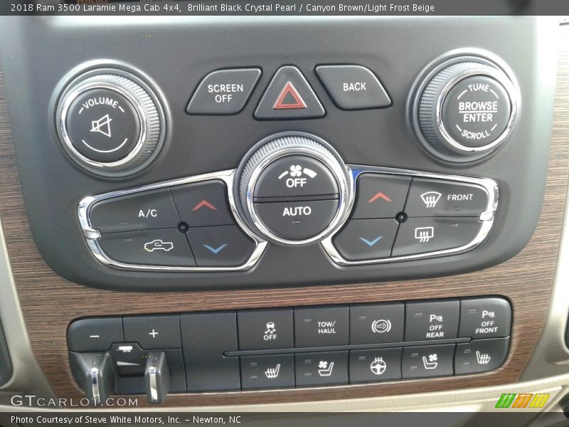 Brilliant Black Crystal Pearl / Canyon Brown/Light Frost Beige 2018 Ram 3500 Laramie Mega Cab 4x4