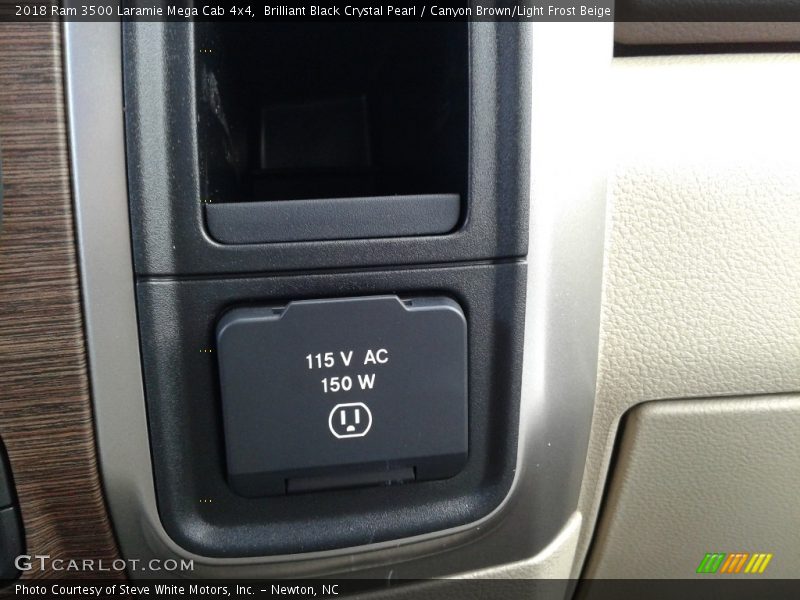 Brilliant Black Crystal Pearl / Canyon Brown/Light Frost Beige 2018 Ram 3500 Laramie Mega Cab 4x4