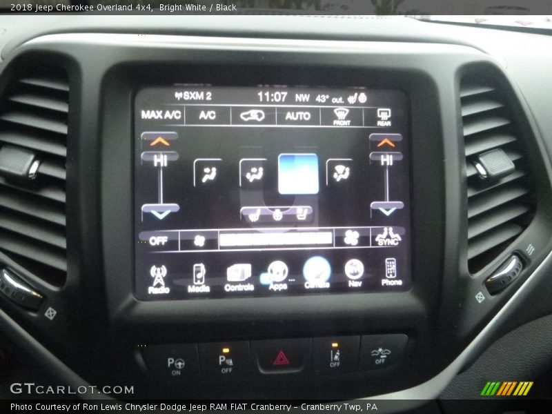Bright White / Black 2018 Jeep Cherokee Overland 4x4