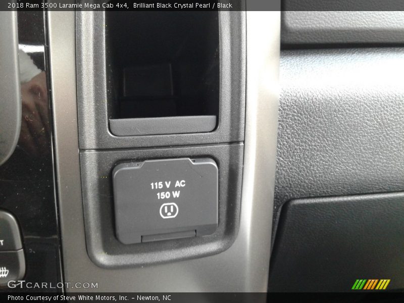 Brilliant Black Crystal Pearl / Black 2018 Ram 3500 Laramie Mega Cab 4x4
