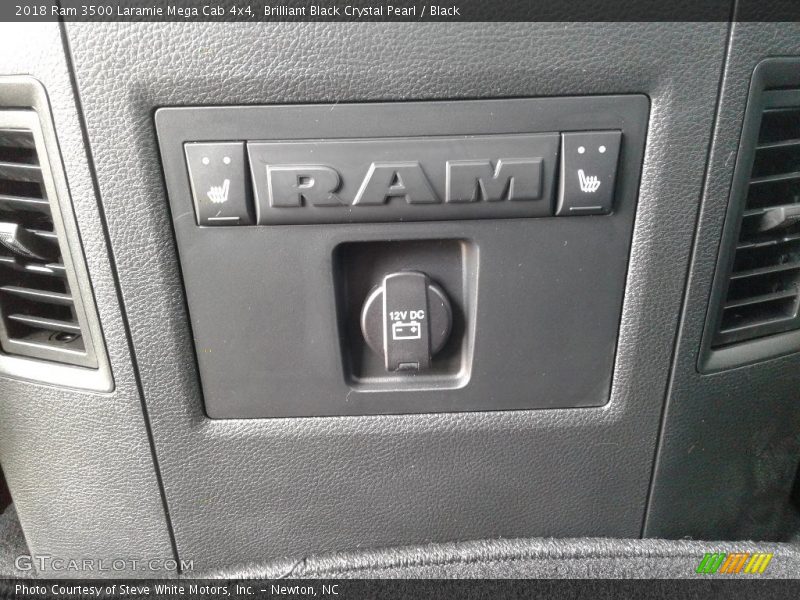 Brilliant Black Crystal Pearl / Black 2018 Ram 3500 Laramie Mega Cab 4x4