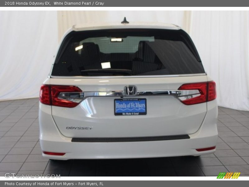 White Diamond Pearl / Gray 2018 Honda Odyssey EX