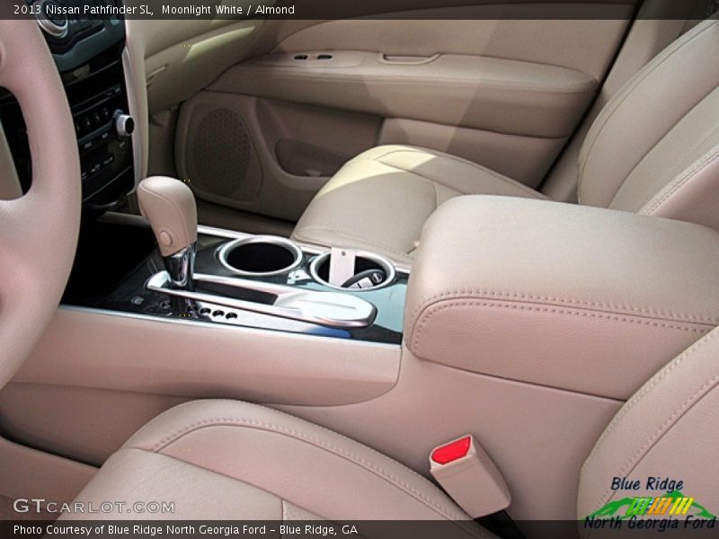 Moonlight White / Almond 2013 Nissan Pathfinder SL