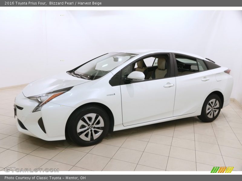 Blizzard Pearl / Harvest Beige 2016 Toyota Prius Four