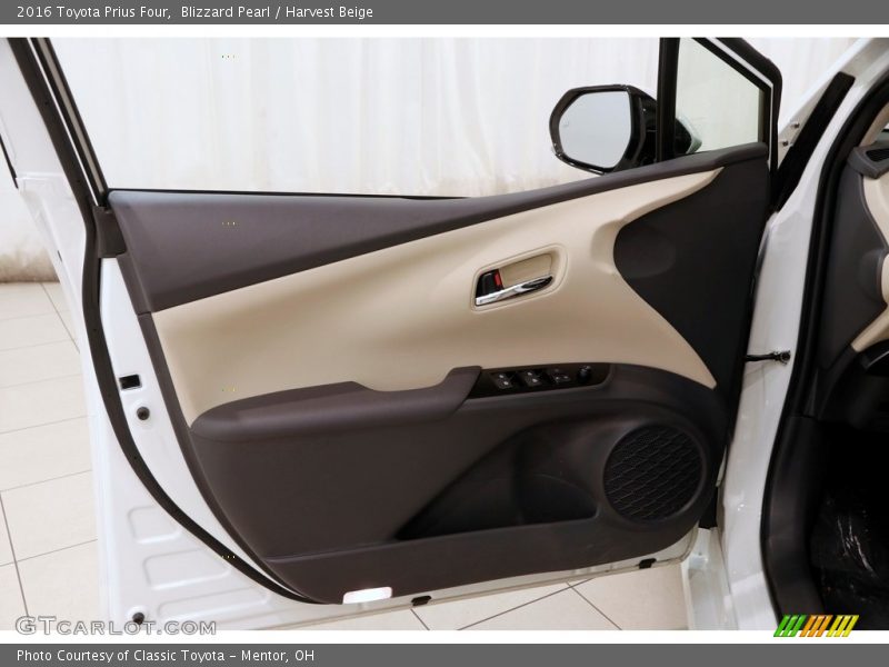 Blizzard Pearl / Harvest Beige 2016 Toyota Prius Four