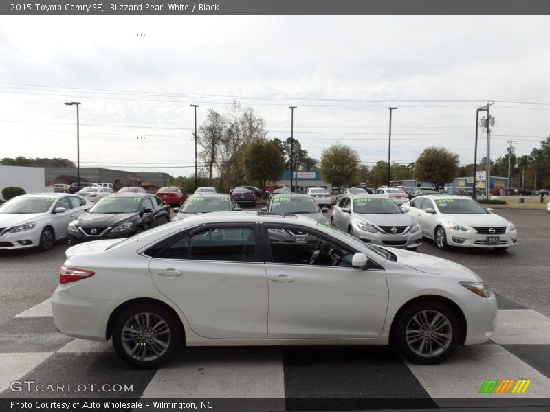 Blizzard Pearl White / Black 2015 Toyota Camry SE