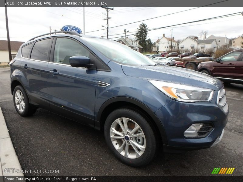 Blue Metallic / Charcoal Black 2018 Ford Escape SE 4WD